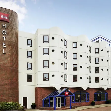 Ibis Portsmouth Hotel Exterior photo